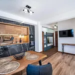 Lux Apartamento